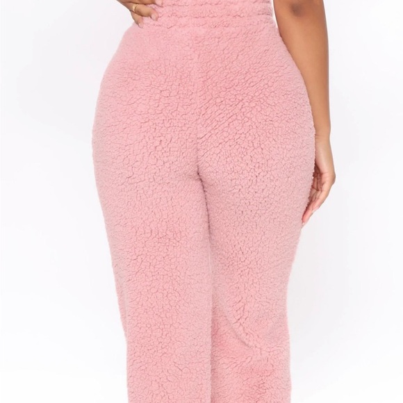 Mauve Faux Fur Sherpa Lounge Pants - Picture 8 of 10